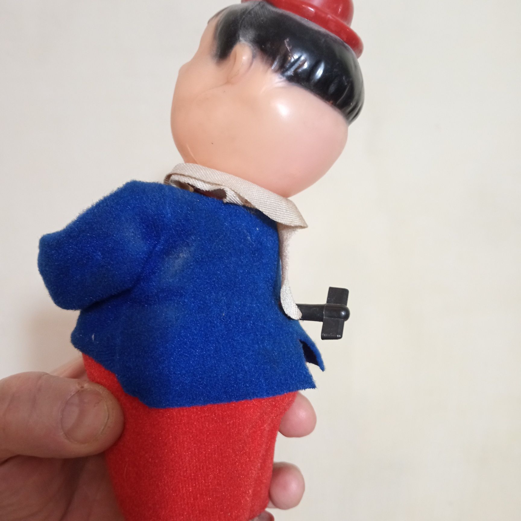 Заводная игрушка прошлый век