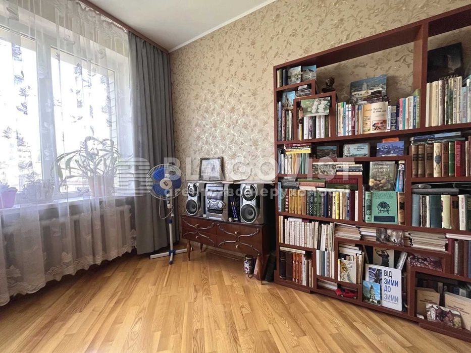 Продаж 3-х кімн Старонаводницька 8, Печерськ ,Центр