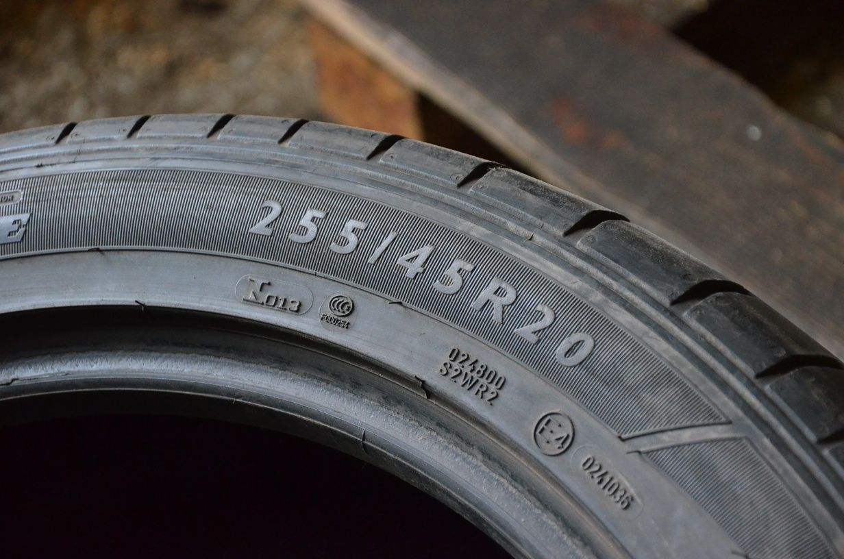 Шини літні 255 45 r 20 Dunlop резина колеса gtyres