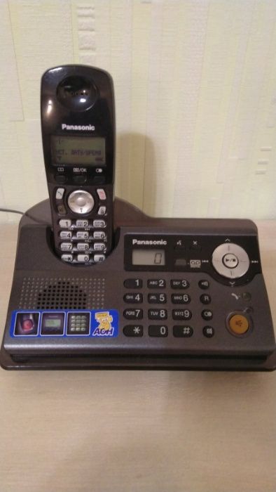 Беспроводной телефон Panasonic KX-TCD245RU