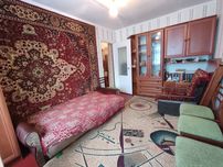 Здам в оренду кімнату для дівчини