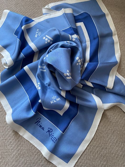 Хустка вінтажна Nina Ricci