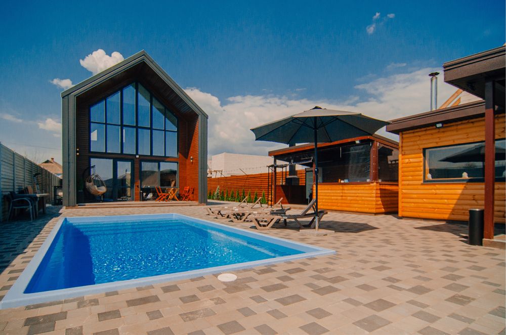 Аренда .Дом с бассейном (ПОДОГРЕВ ЕСТЬ)баня ,чан ,беседка .