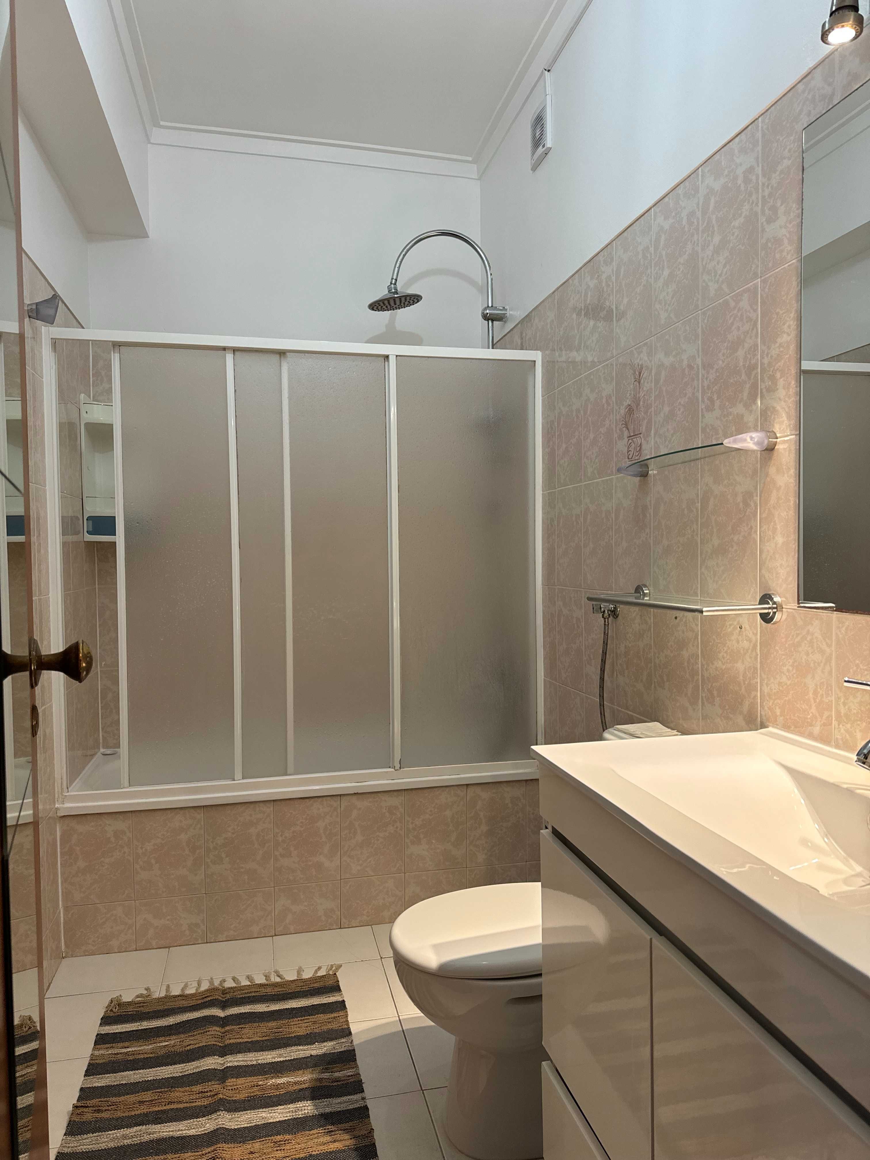 Arrendamento - Quarto de Casal e Solteiro