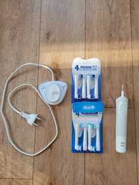 Електрична зубна щітка Braun Oral-B Vitality D100 PRO