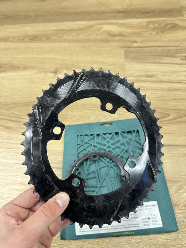 Blaty Absoluteblack Oval FSA 4 Bolt Black 50/34z
