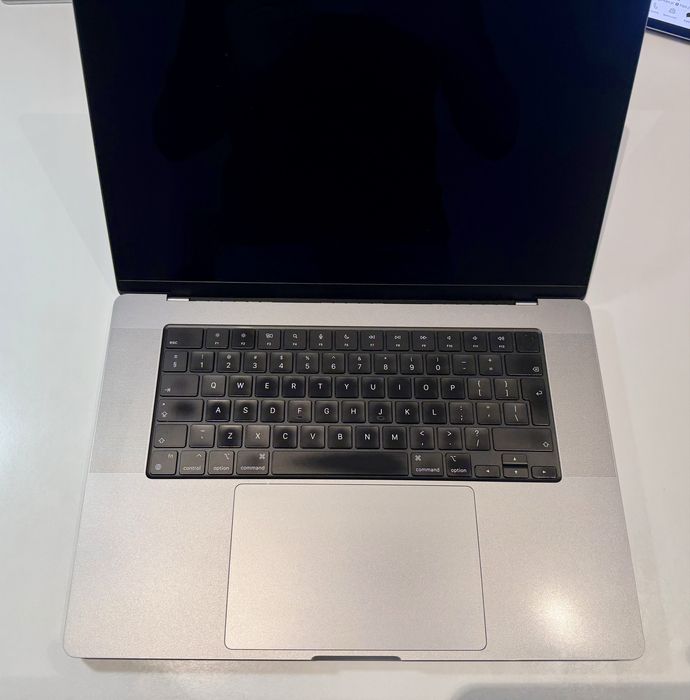 Mac Book Pro M1 32GB RAM 1TB SSD Użytwany - Stan bardzo dobry FV VAT