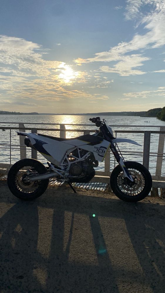 Supermoto Husqvarna 701