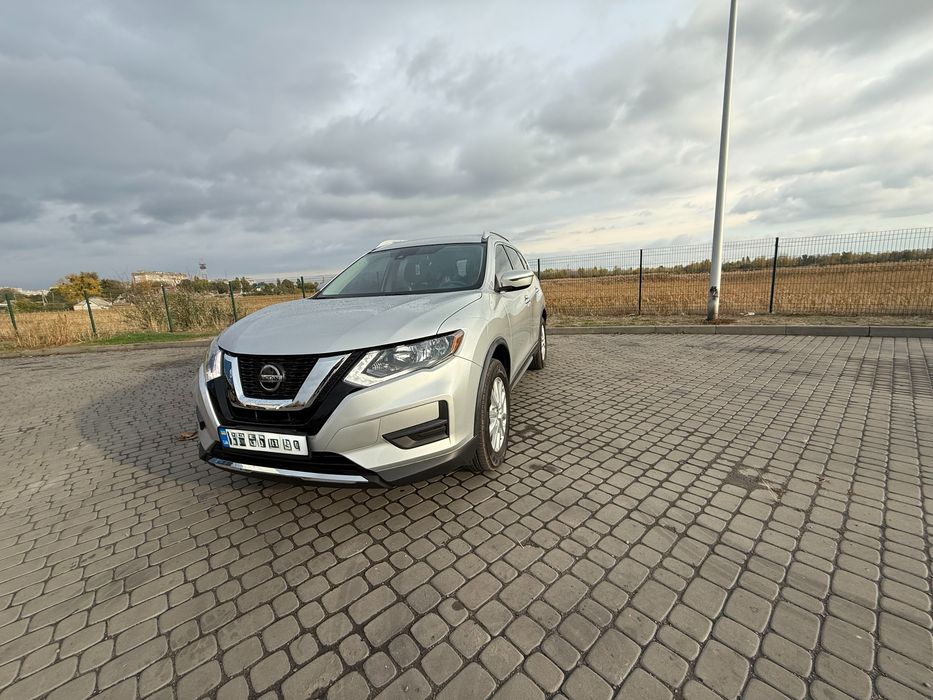 Nissan Rogue2020