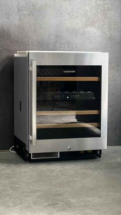 Винна шафа Liebherr UWTes 1672 винний холодильник винний шкаф