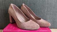 Рожеві туфлі (39 розмір)