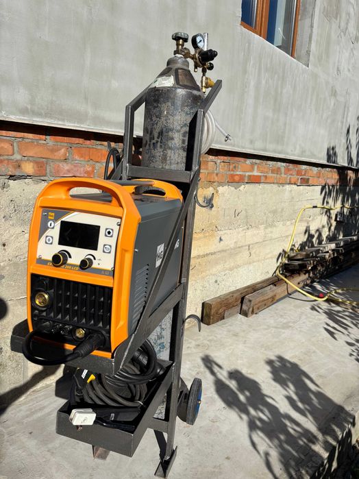 Зварювальний напівавтомат Hugong ExtreMig 200 LCD