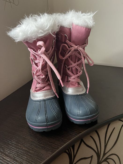 Теплі чобітки для дівчинки