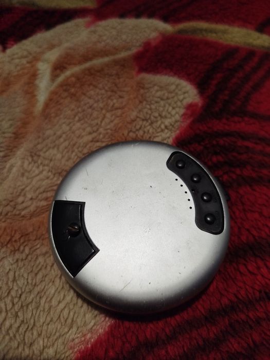 Годинник із функцією GMT