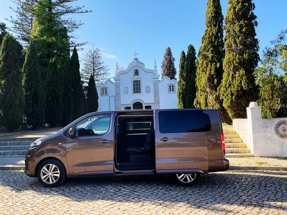 Aluguer de carrinhas - vito, traveller V, mini Bus de 18 lugares