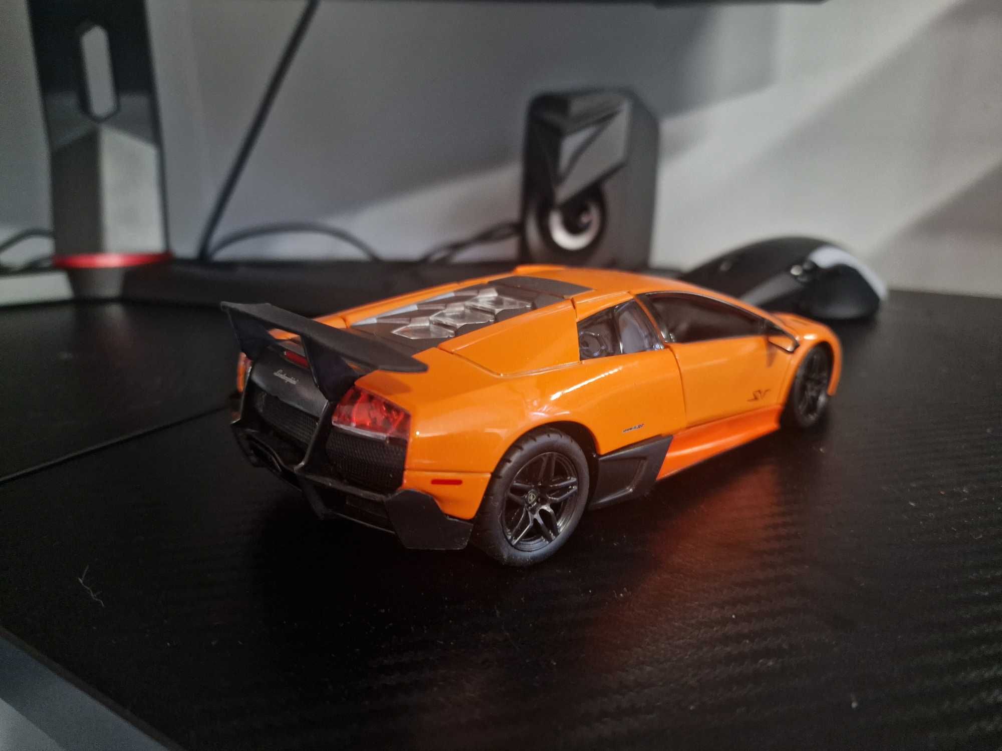 Lamborghini Murcielago SV 1:24