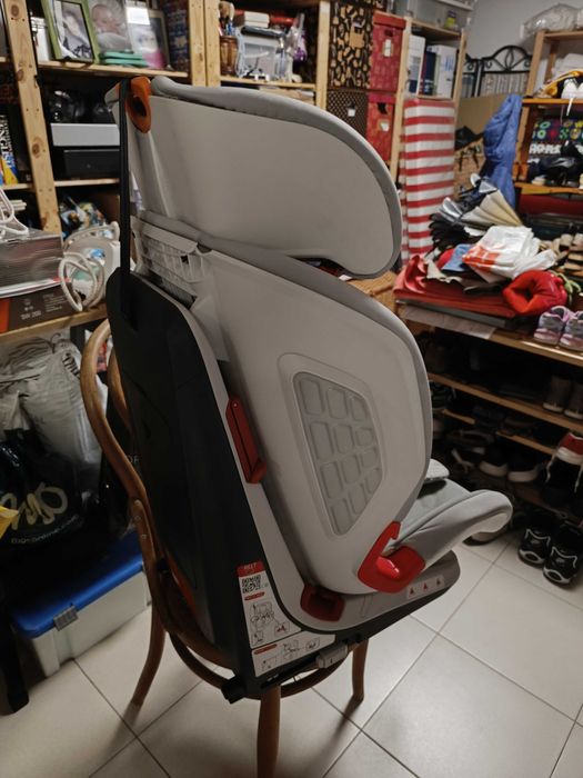 Cadeira Isofix Auto Grupo I, II, III - CHICCO