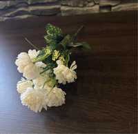 Bukiet sztucznych kwiatów 048tknkw