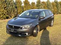 Peugeot 308 1.2 PureTech 2018 / Ford Focus 1.0 Ecoboost 2013