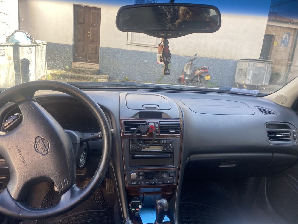 Nissan Maxima 2000