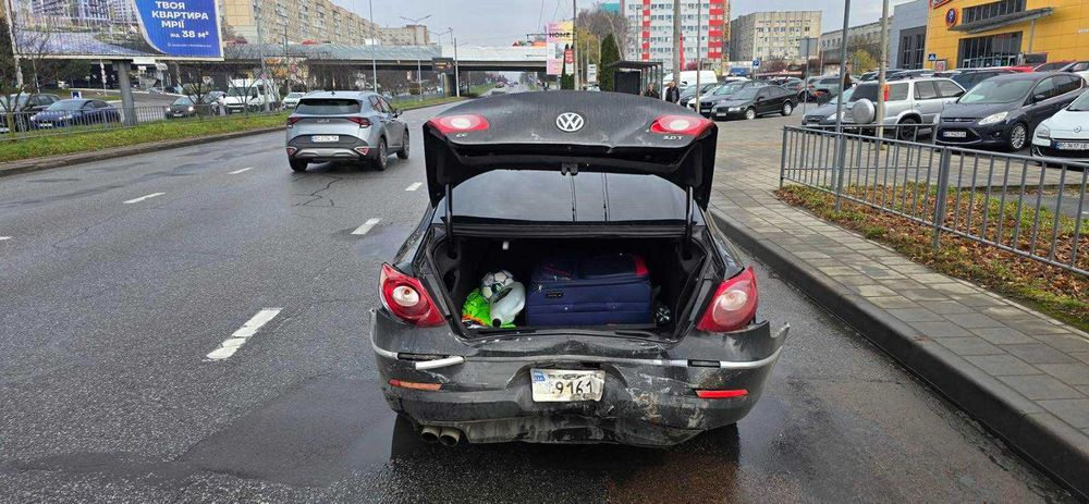 Продам Volkswagen CC 2010, 2.0л, бензин, автомат.