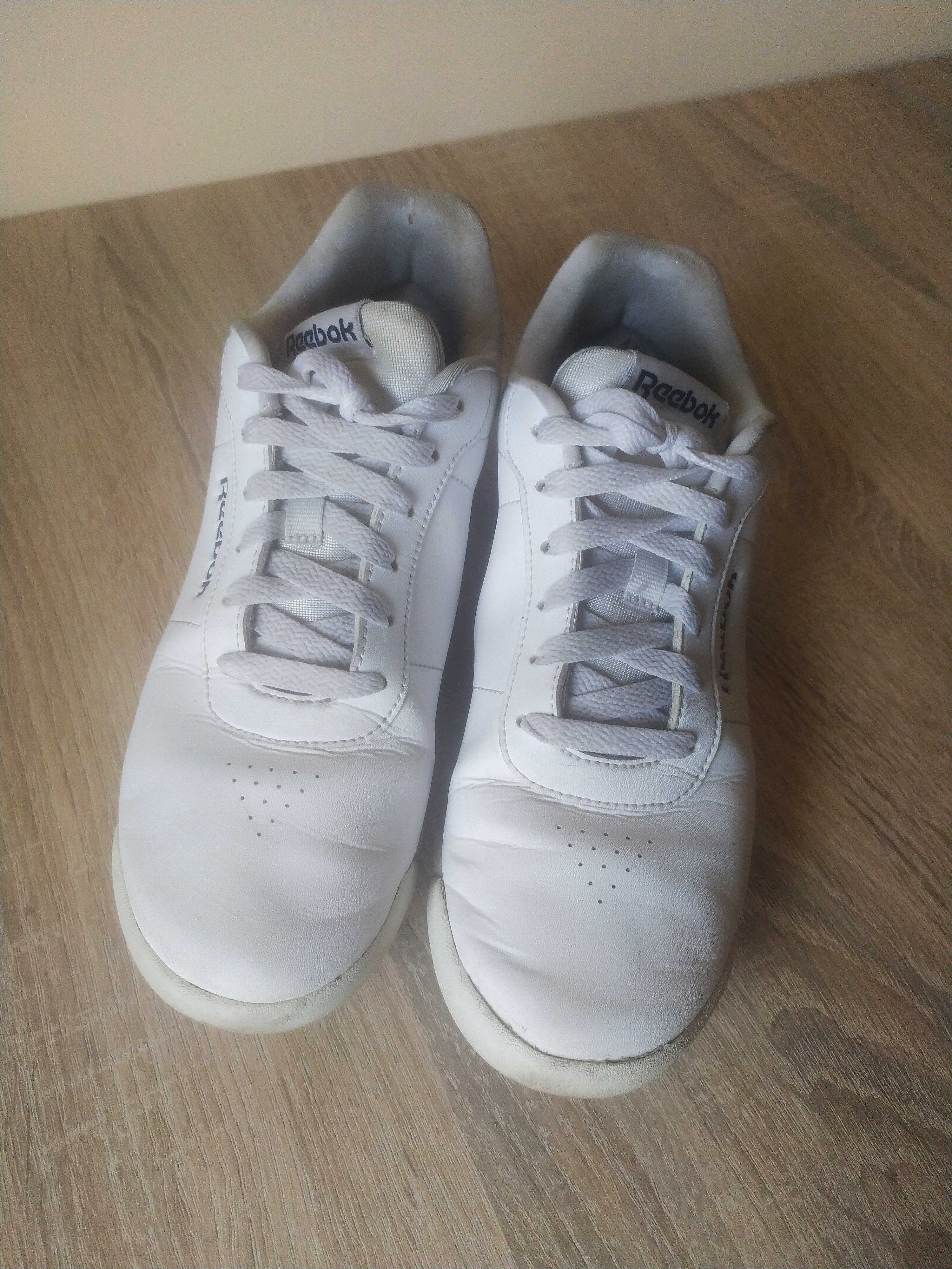Białe skórzane buty sportowe , Reebok, rozmiar 38.5