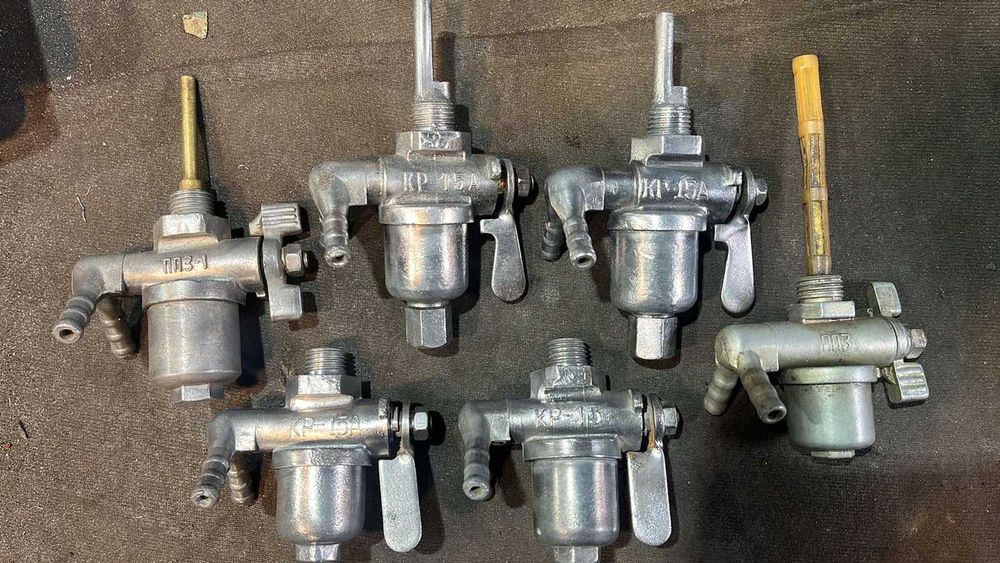 Кран бензобака КР-15А на два соска  СССР