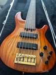 Bass Yamaha TRB 6 II