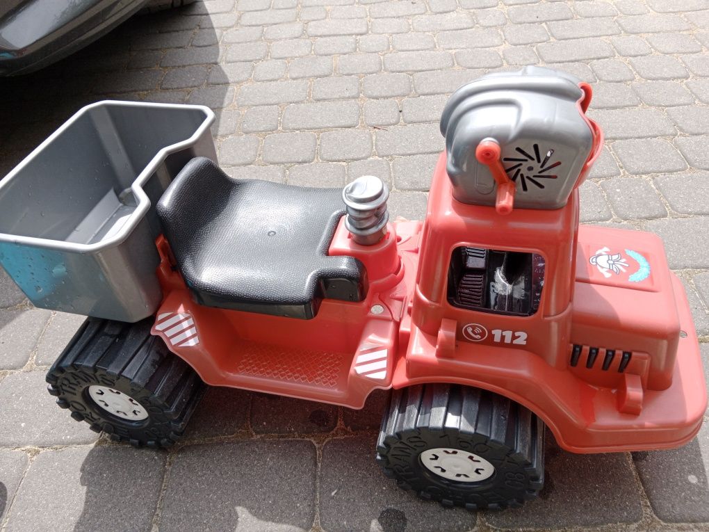Wóz strażacki zabawka do jeżdżenia dla bliźniaków