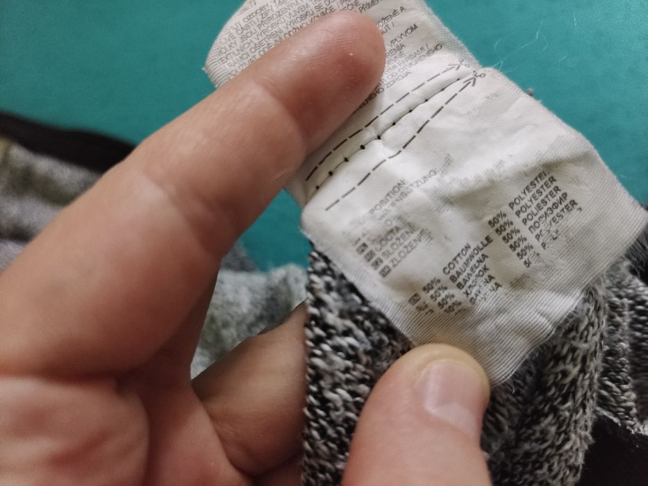 Szara bluza z kapturem Diverse 36