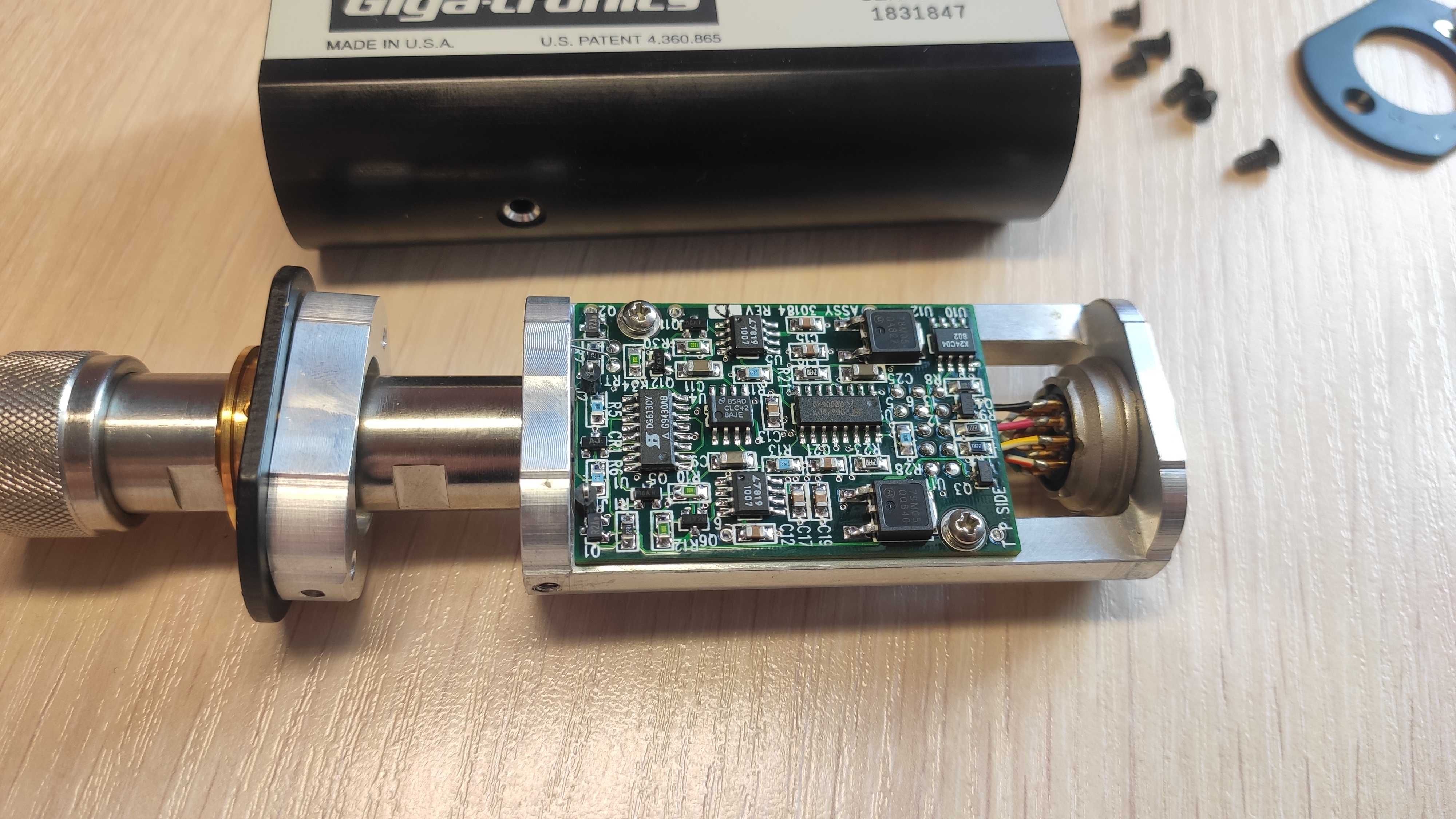 Giga-tronics 80601A Сенсор