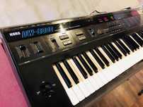 Korg DW8000 Sintetizador Vintage 1985