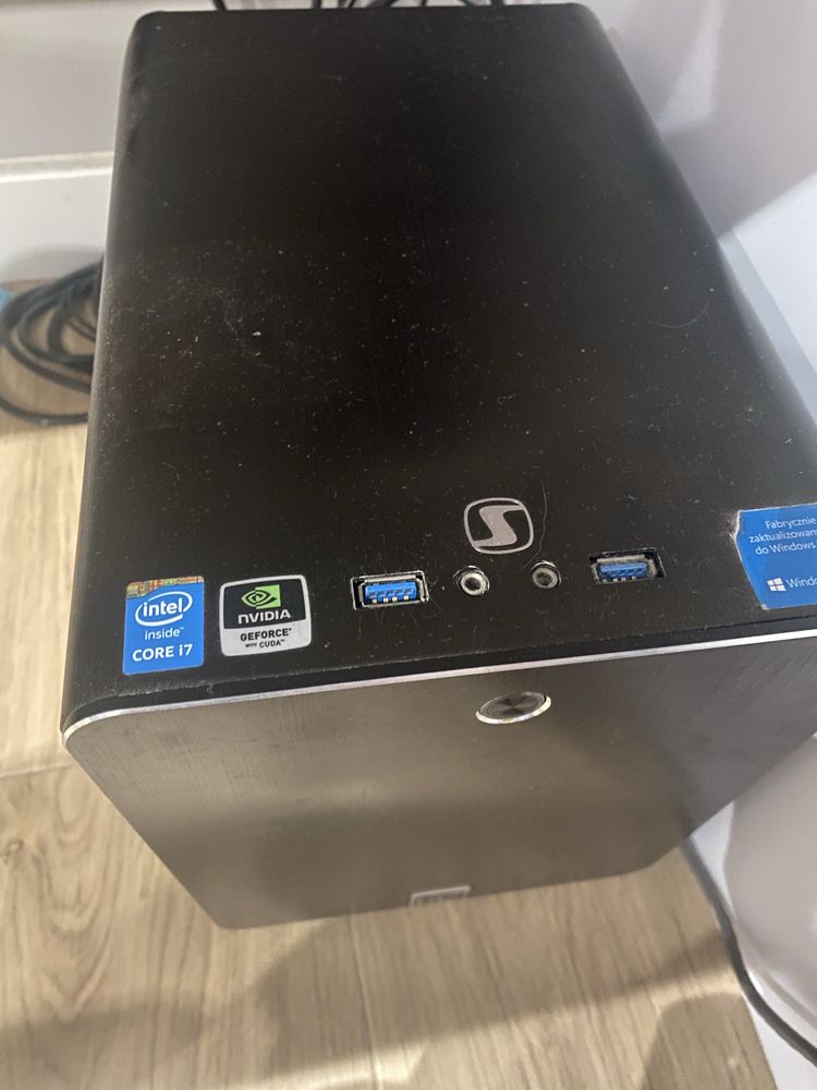 Komputer PC intel i7, nvidia