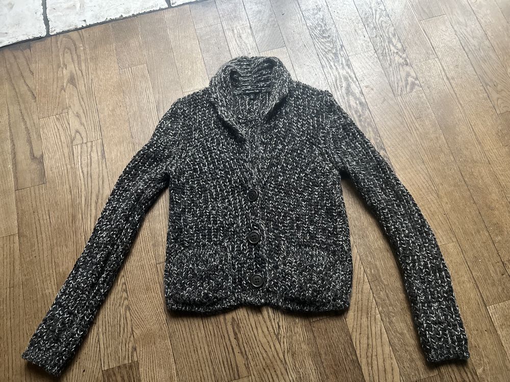 Sweter welniany roz XS S Massimo Dutti