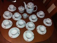 Porcelanowa zastawa kawowa 12 osobowa z lat 90