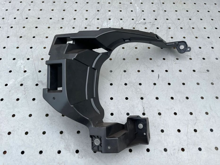 Citroen C3 Aircross mocowanie lampy lewe