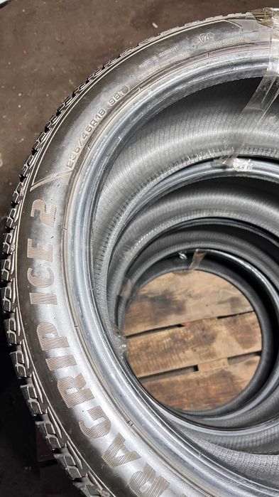 235/45 R18 98T Goodyear UltraGrip Ice 2 Шини зима