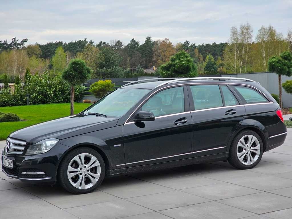 Mercedes-Benz Klasa C 250 (BlueTEC) d 4Matic T 7G-TRONIC