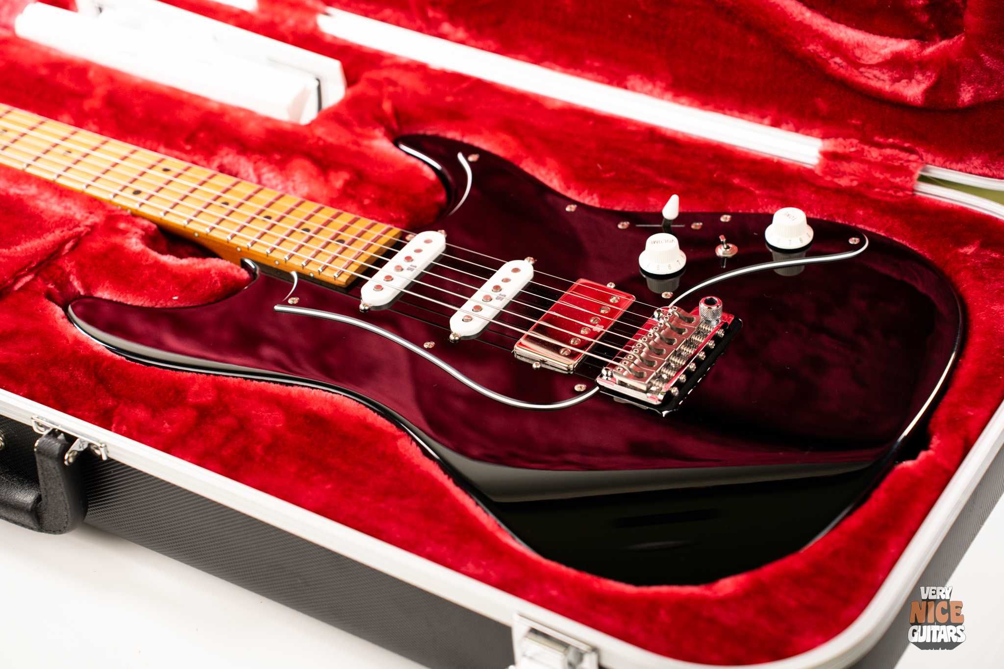 Ibanez AZ2204B Prestige