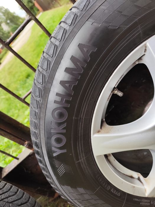 Felgi Mitsubishi ASX aluminiowe z oponami yokohama zimowe