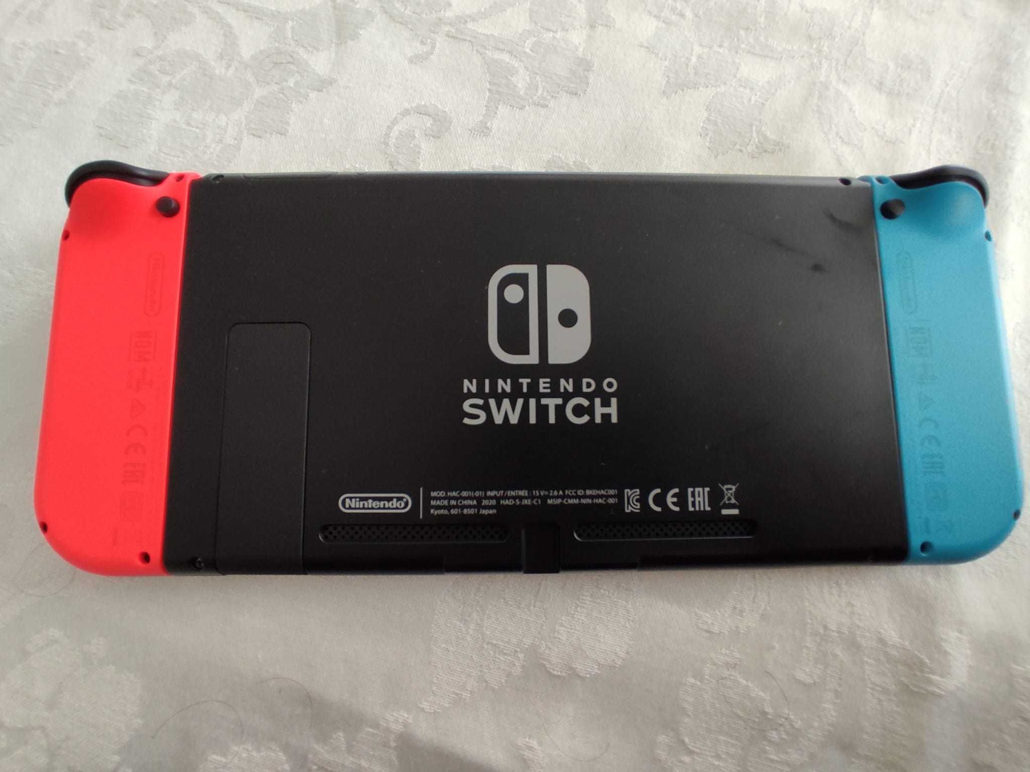 Nintendo Switch a 235