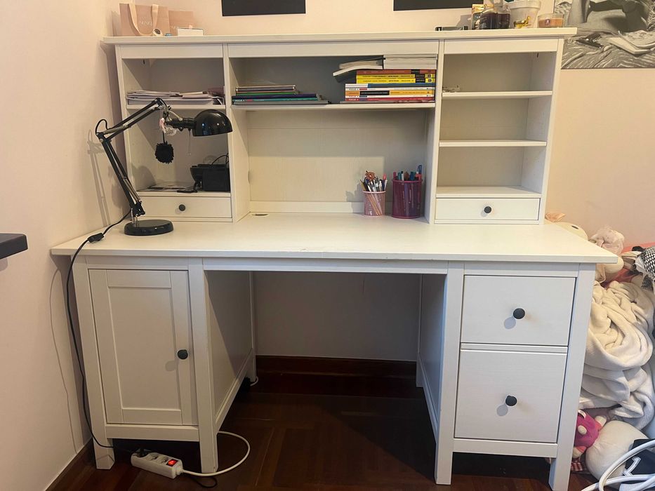 biurko Ikea z nadstawką, białe