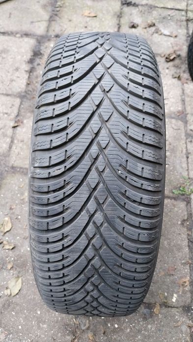 Opony zimowe, koła. Kleber krisalp3  po 1 sezonie. Toyota.