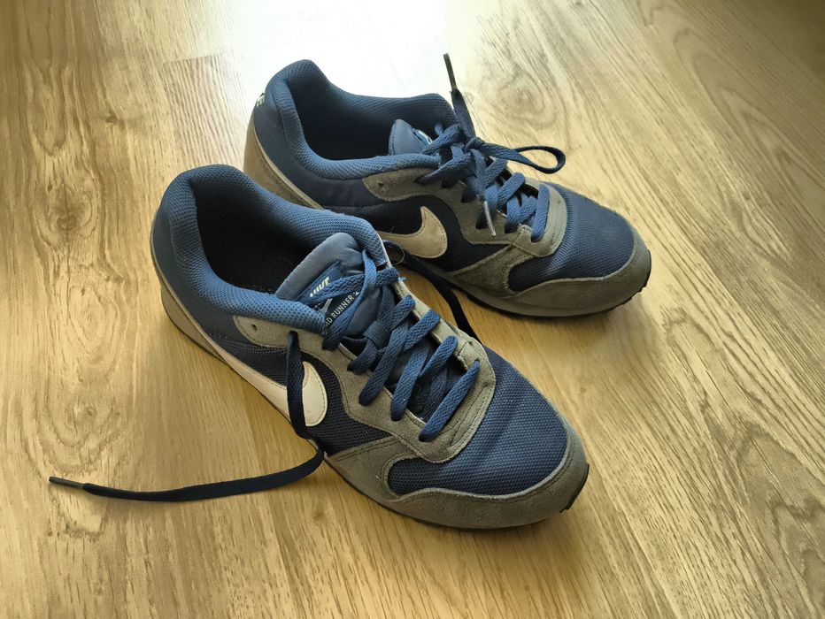 Buty sportowe Nike MD Runner, rozmiar 42,5