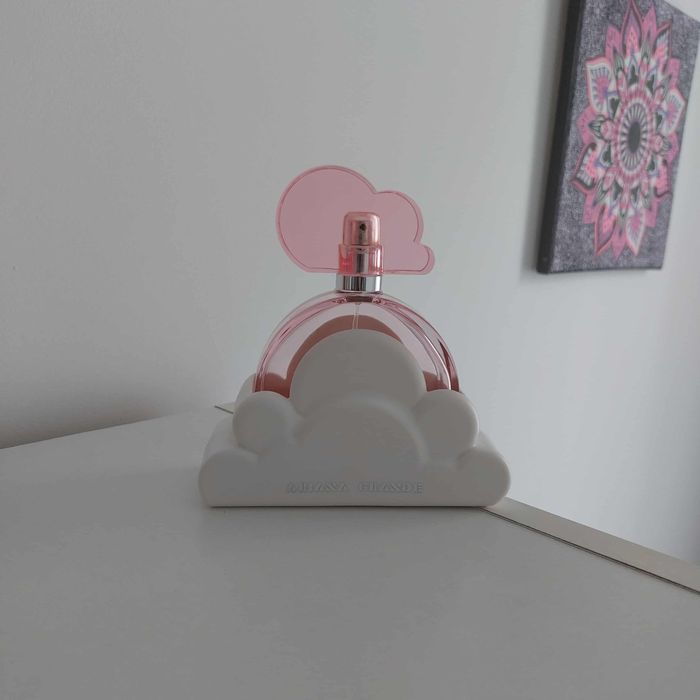 Ariana Grande Pink Cloud