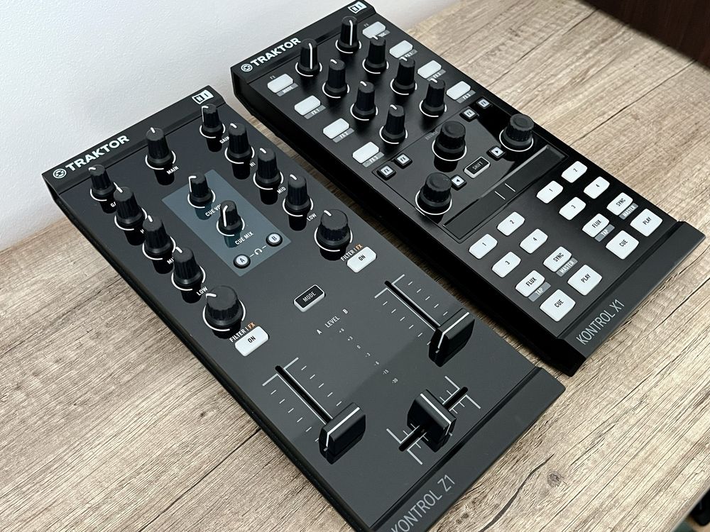 Native Instruments TRAKTOR KONTROL Z1 + X1