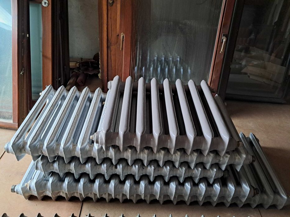 kaloryfer żeliwny żeberkowy, różne rozmiary