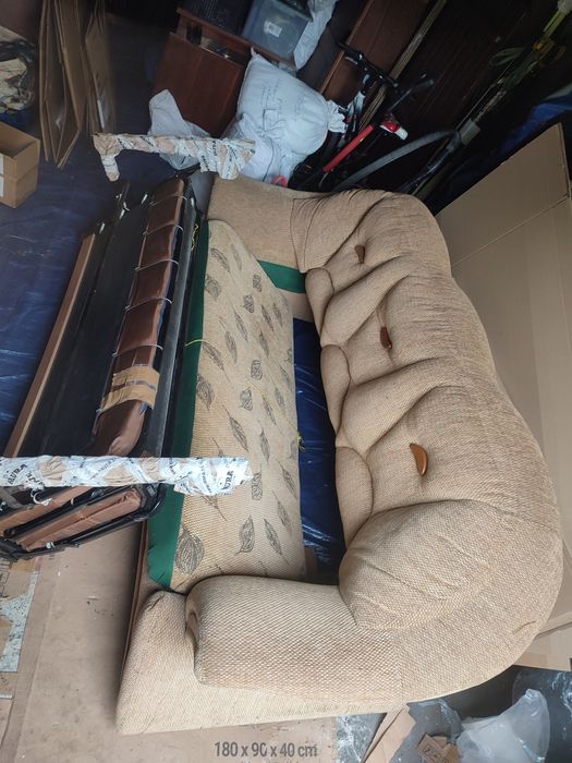 Sofa/Kanapa Rozkładana z funkcją spania Porządna w Dobrym Stanie