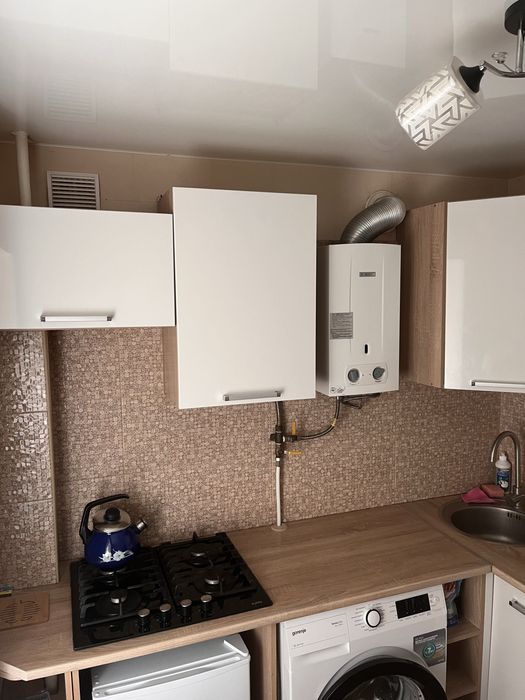 Срочно Продам 2 комнатную квартиру с ремонтом