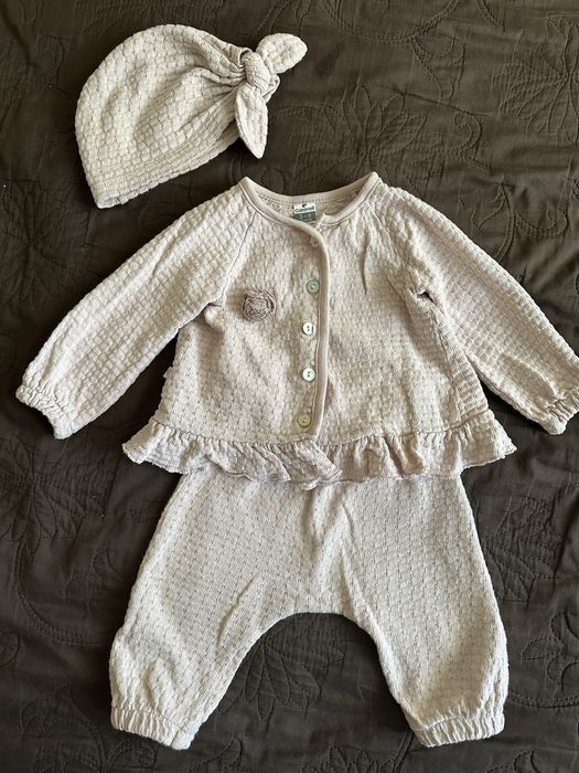 Комплект на дівчинку 62/68 р.